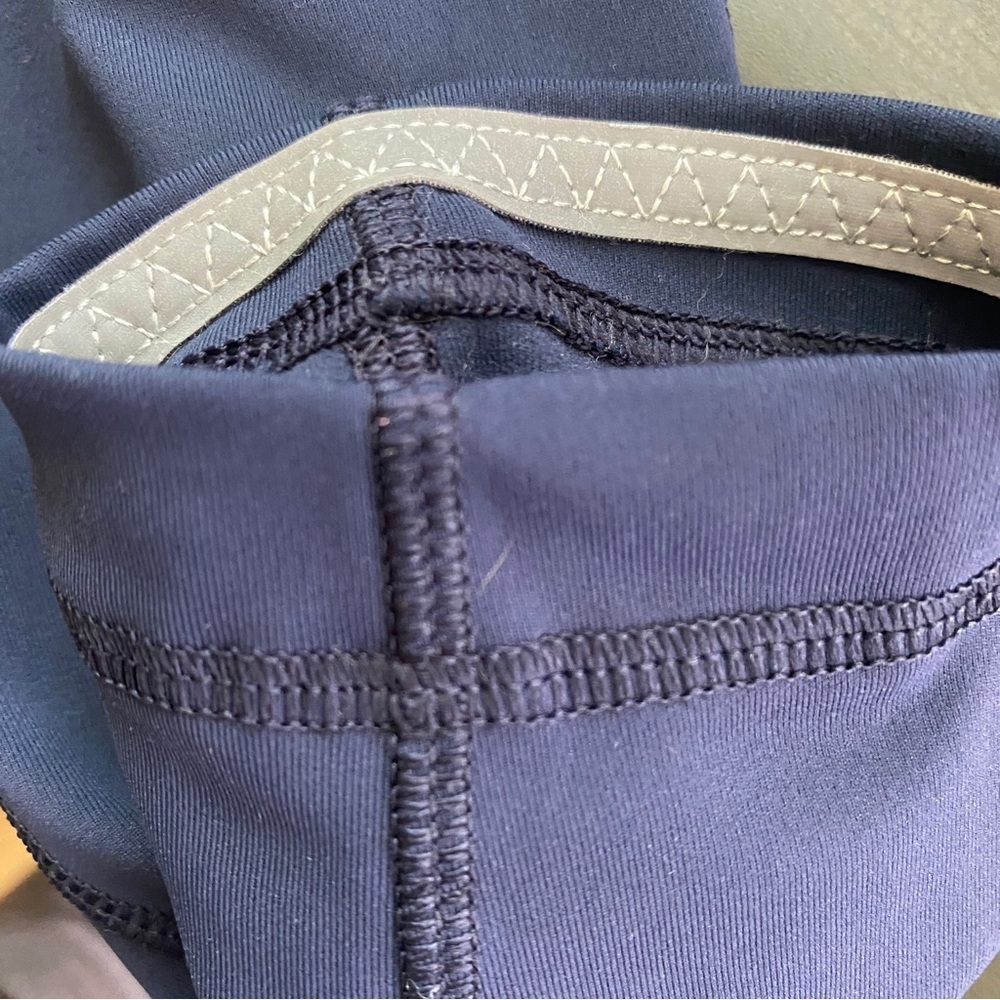 Lululemon Run Ice Queen 7/8 Tight‎ Sz 4 Blue Inkwell Leggings Tights High Rise - Picture 7 of 12